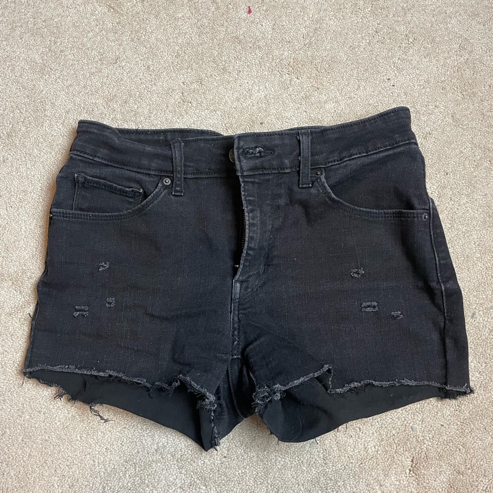 Distressed Levi shorts